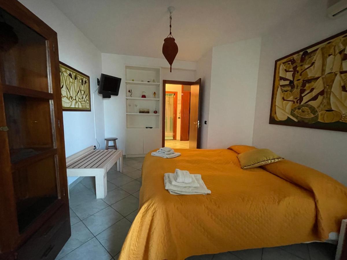 B&B Martius 2 Martano Exterior photo