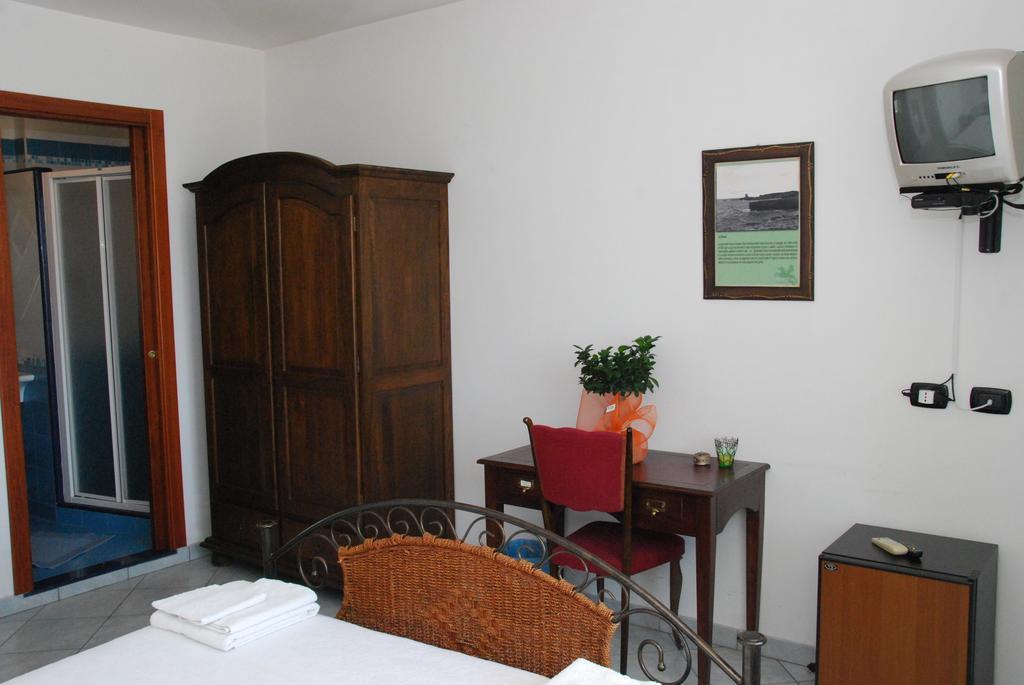 B&B Martius 2 Martano Exterior photo
